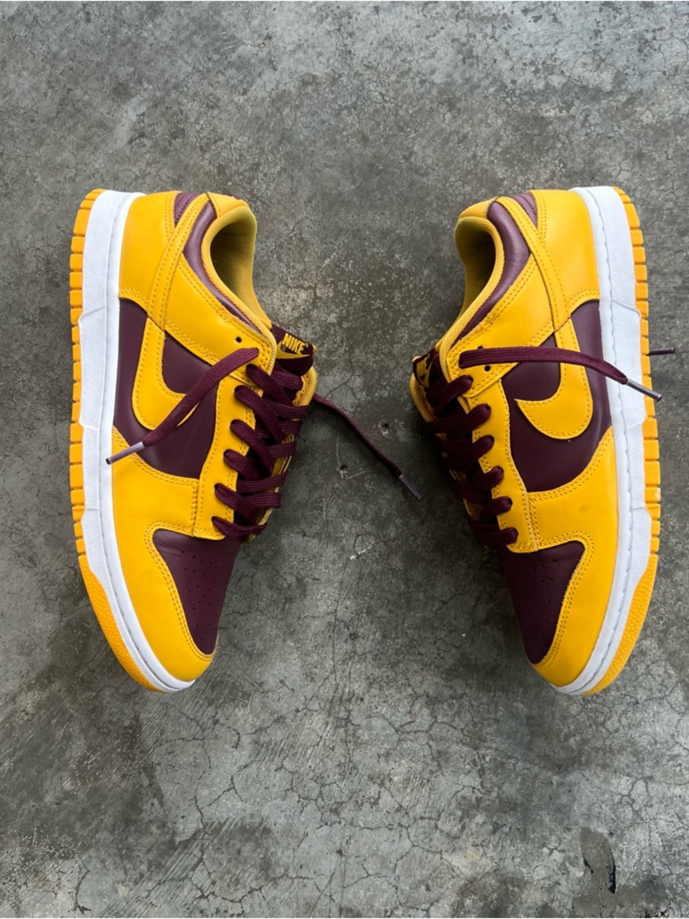 Nike Low-Top Sneakers in Yellow and Burgundy